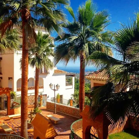 Appartement La Fuente, In The Moorish Quarter.