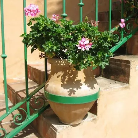 Appartement La Fuente, In The Moorish Quarter. *